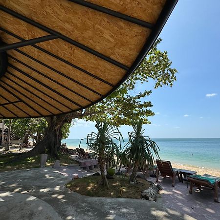 Beach Bungalow At Lanta Resort เกาะลันตา ภายนอก รูปภาพ