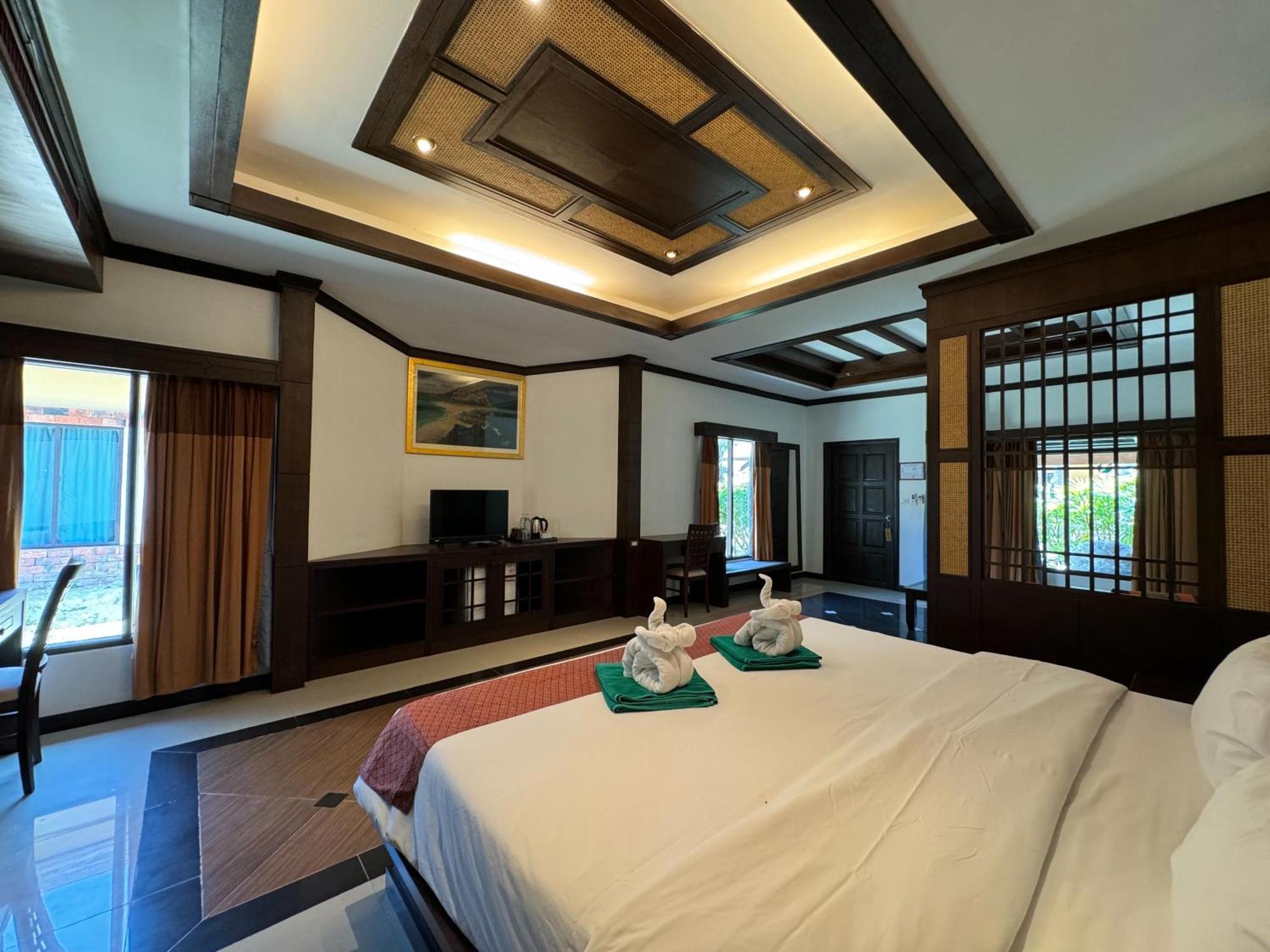 Beach Bungalow At Lanta Resort เกาะลันตา ภายนอก รูปภาพ