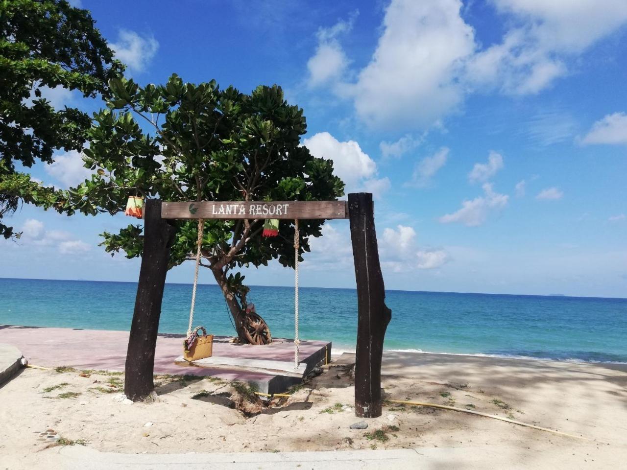Beach Bungalow At Lanta Resort เกาะลันตา ภายนอก รูปภาพ