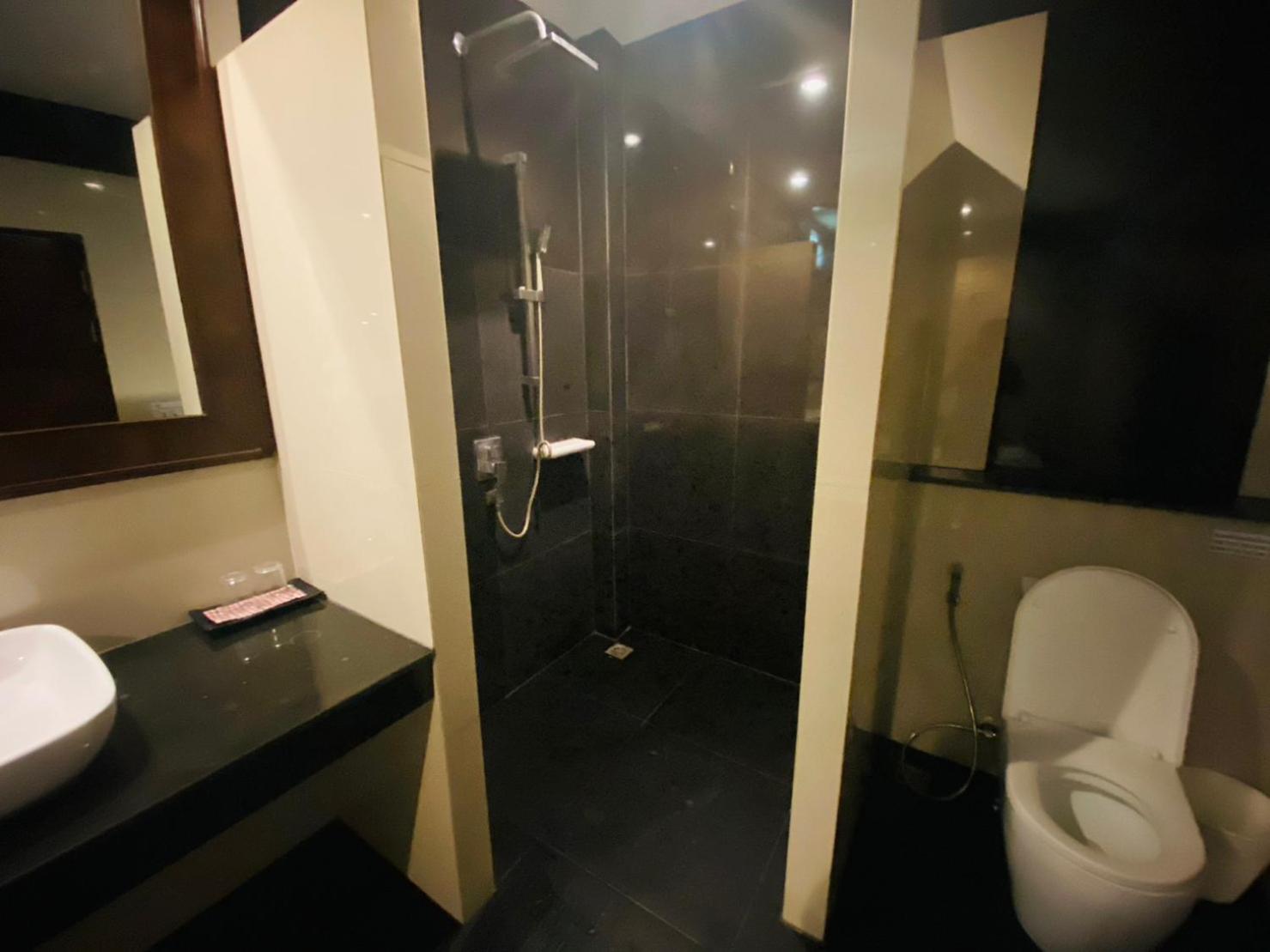 Beach Bungalow At Lanta Resort เกาะลันตา ภายนอก รูปภาพ