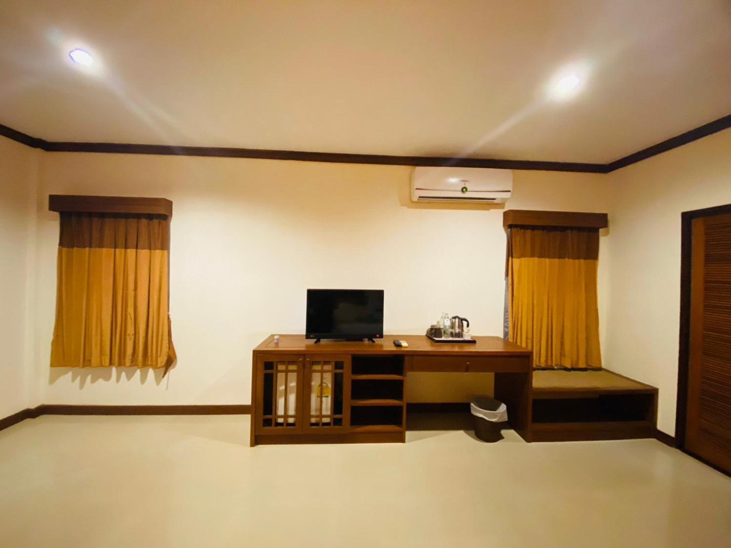 Beach Bungalow At Lanta Resort เกาะลันตา ภายนอก รูปภาพ
