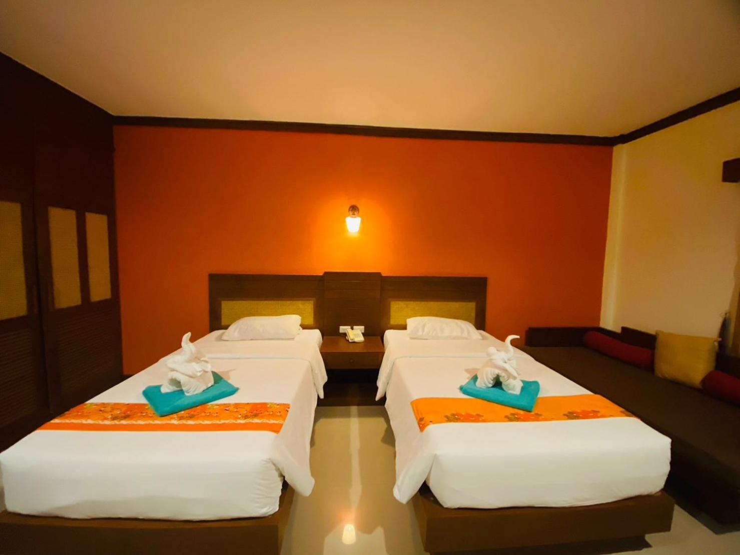 Beach Bungalow At Lanta Resort เกาะลันตา ภายนอก รูปภาพ